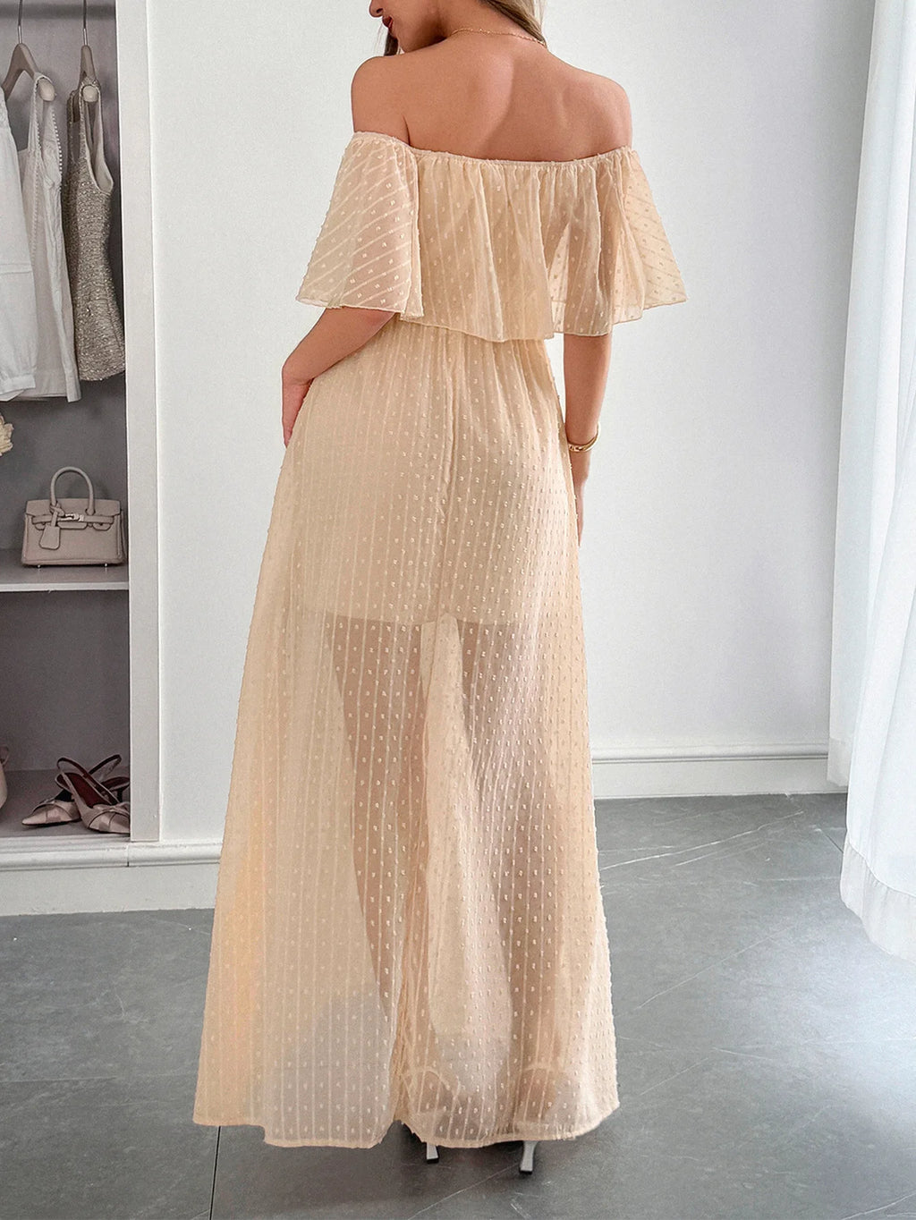 Effortlessly Chic! European A-Line Summer Dress – Elegant Slash Neck, Slim Fit, and Geometric Pattern