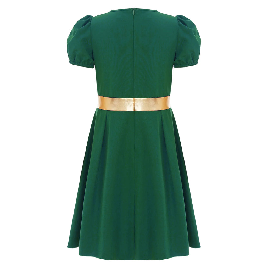 Enchanted Medieval Princess Dress: Royalty, Contrast, and Sparkle for the Perfect Cosplay