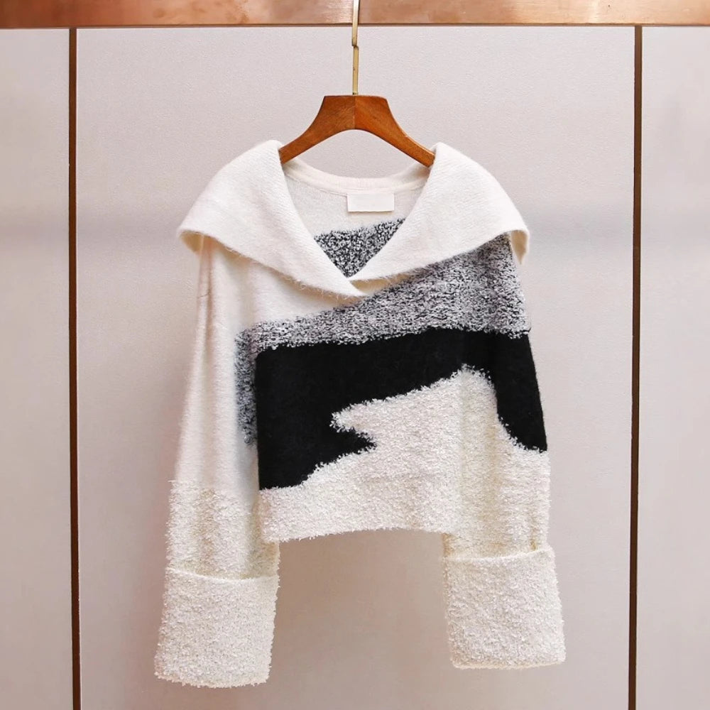 High-End Design Sense! Elegant Contrasting Color Short Sweater – Loose Fit, Turn-Down Collar, Autumn/Winter Knit