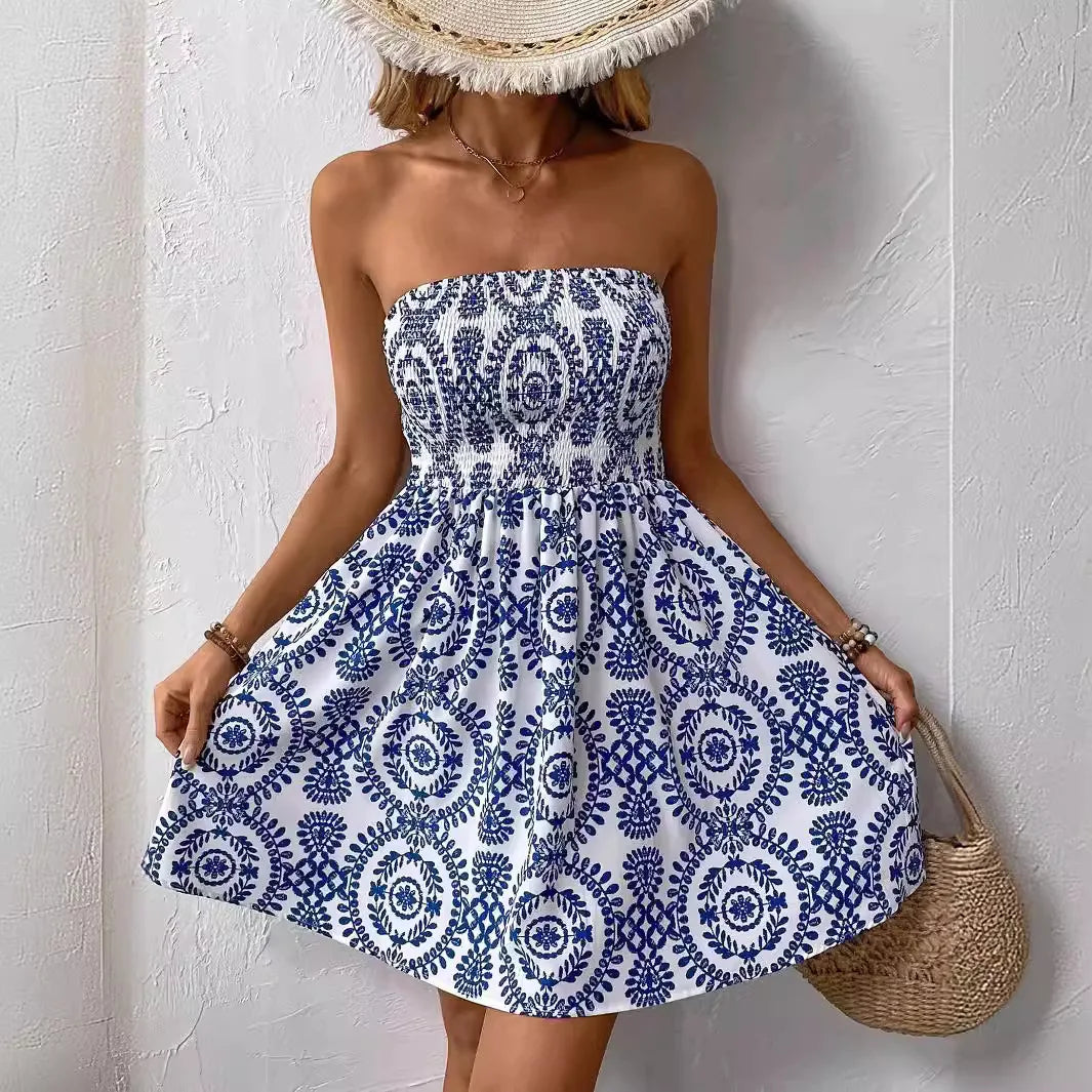 Summer Getaway Essential! European Elegant Tube Top Dress – Loose Fit, Blue Print, Perfect Beach Style