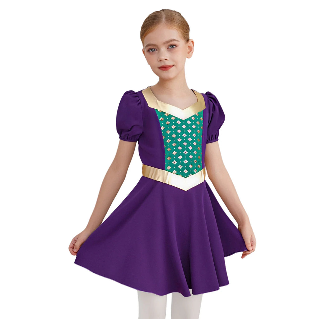 Enchanted Medieval Princess Dress: Royalty, Contrast, and Sparkle for the Perfect Cosplay