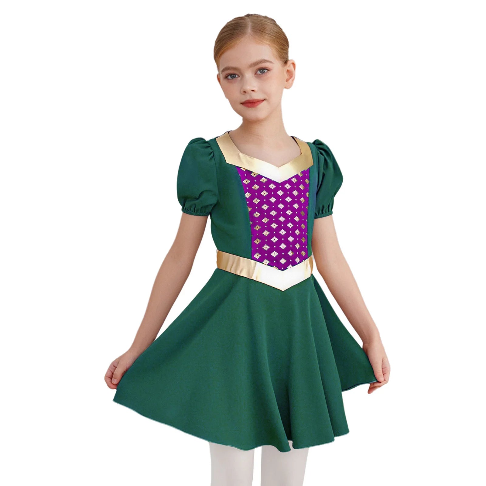 Enchanted Medieval Princess Dress: Royalty, Contrast, and Sparkle for the Perfect Cosplay